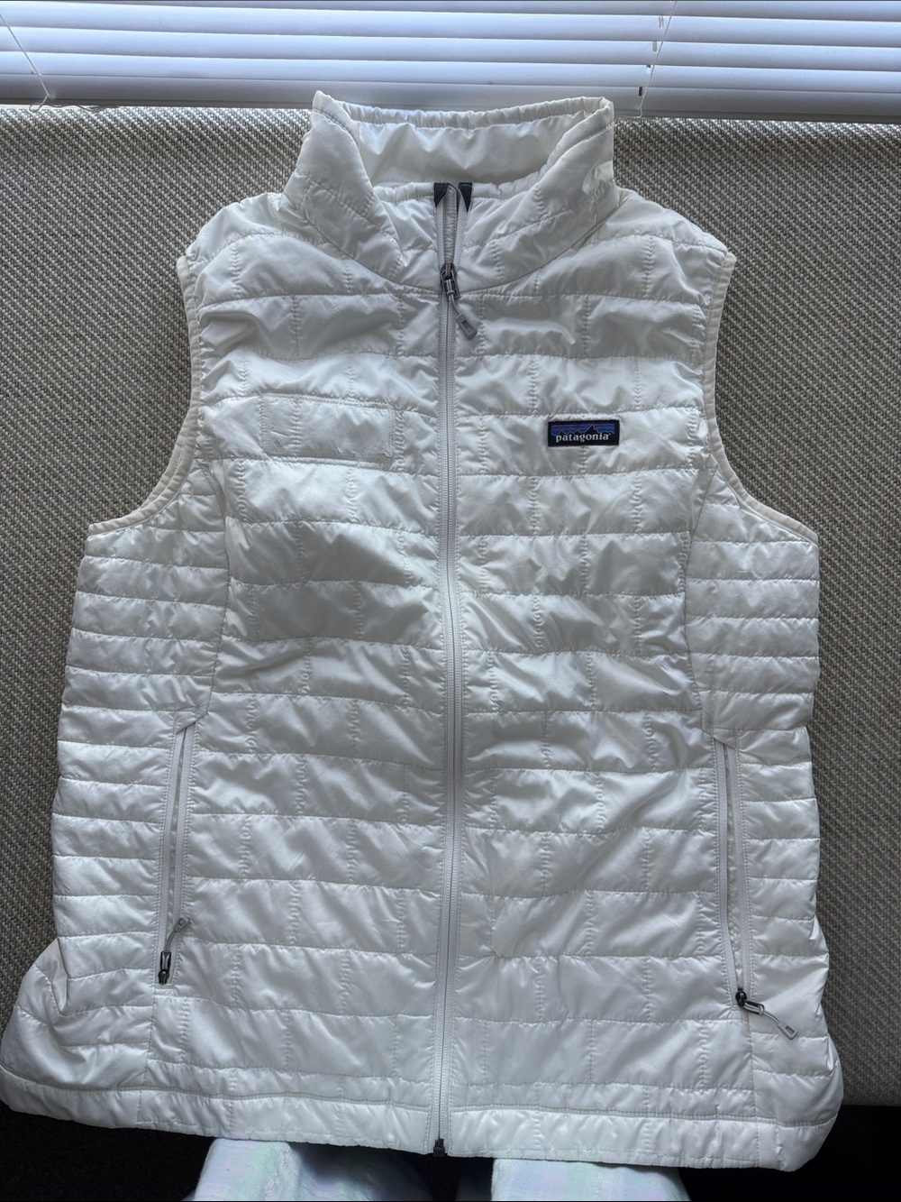 Patagonia White Quilted Lightweight Down Vest